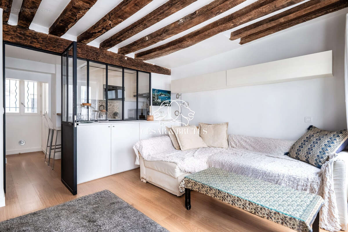 Appartement à PARIS-11E