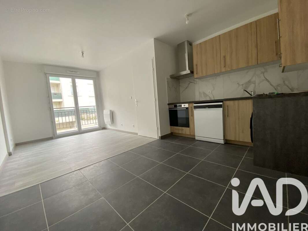 Photo 2 - Appartement à GARGES-LES-GONESSE