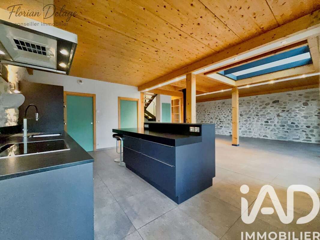 Photo 5 - Maison à SAINT-GENIS-POUILLY