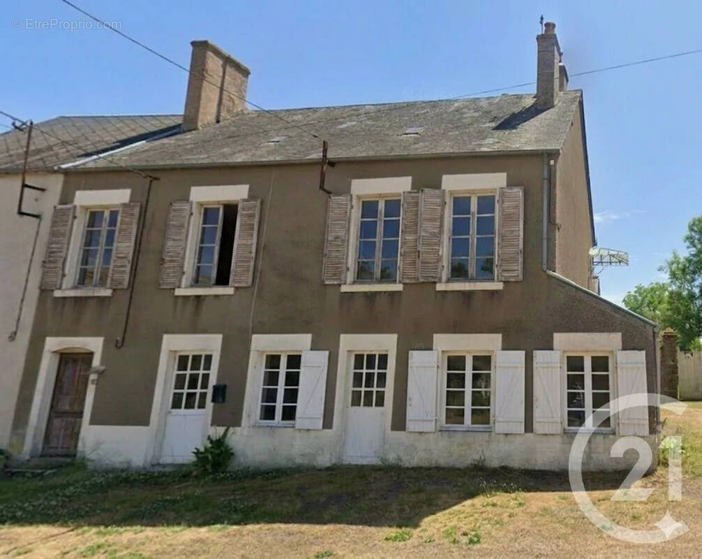 Maison à AUNAY-EN-BAZOIS