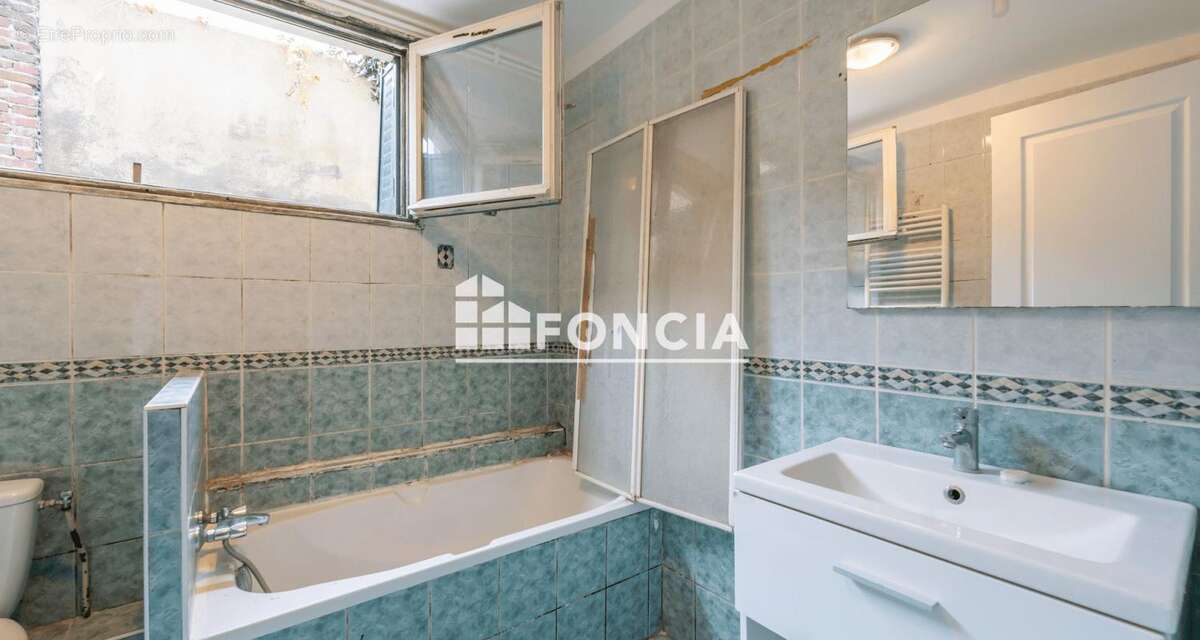 Appartement à AUBERVILLIERS