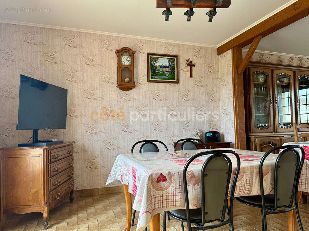 Maison à LA HAYE-PESNEL