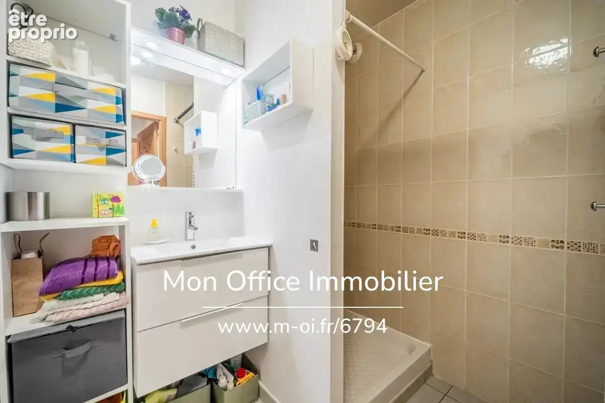 Référence : 6794-TCA. - Appartement 3 pièces - terrasse de 30m2 - Parking de copropriété - Garage possible - à Annecy (74000) - photo 11