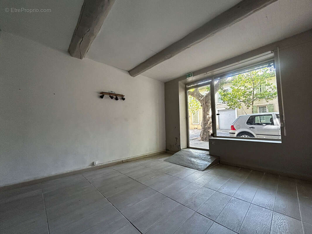 Immeuble de rapport Pertuis 6 pièce(s) 130 m2 - photo 6