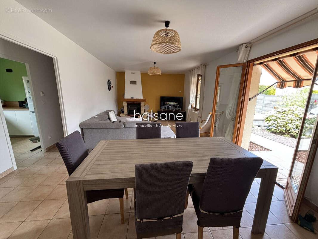 Maison 114 m² à Carville-La-Folletiere  - photo 5