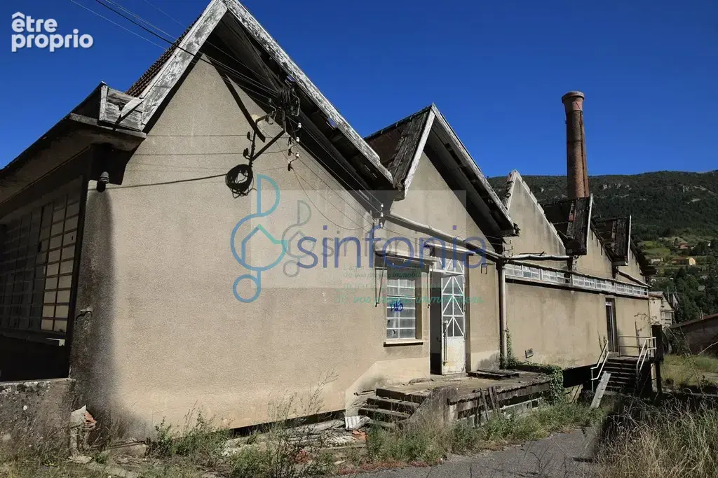 Usine 4000 m2 sur 8000m2 de terrain - photo 4