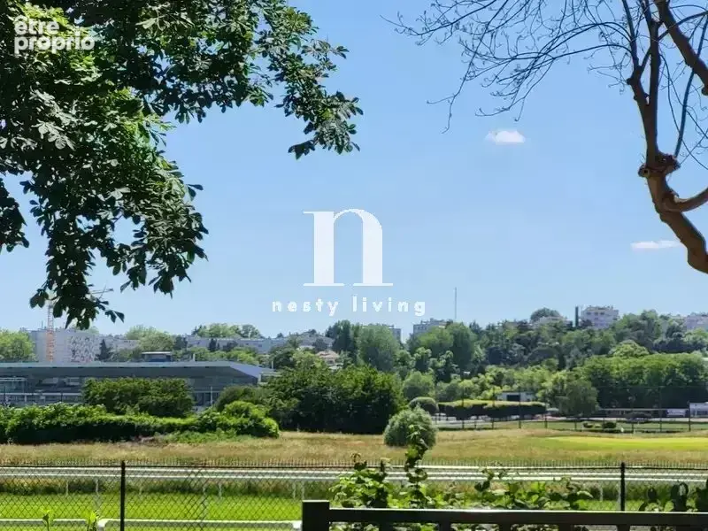 Suresnes - Face Hippodrome de St Cloud - 44m2 - photo 2