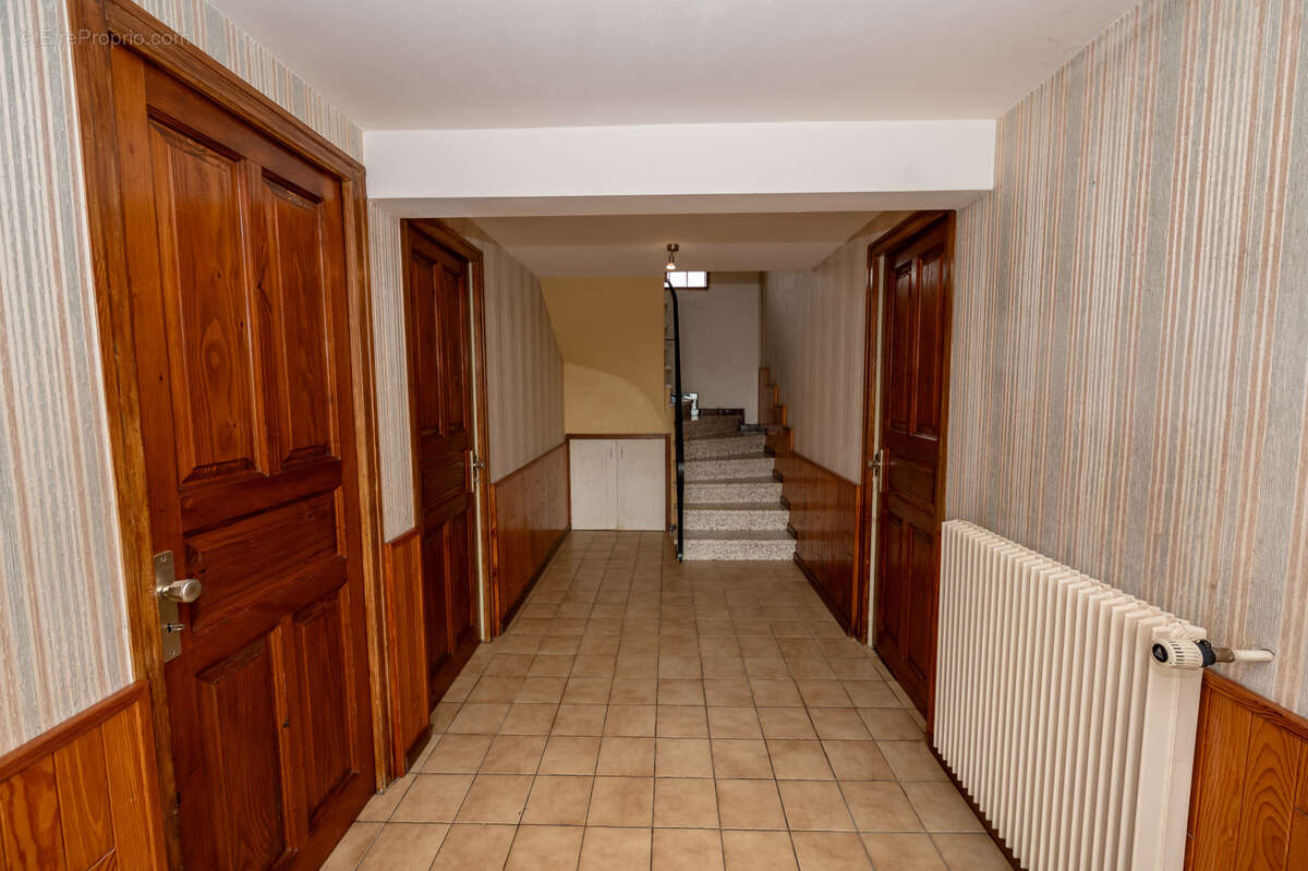 Maison à COURVIERES