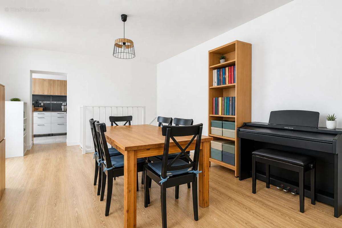 Lumineux T4 de 95 m² à La Ferté-Alais - photo 3