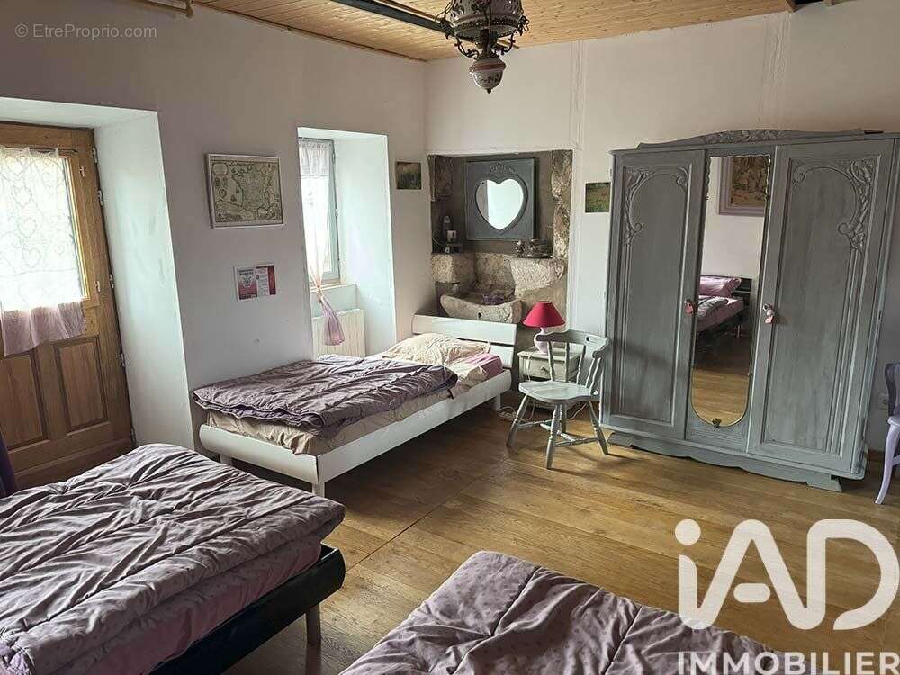 Maison 186 m² à Lunan  - photo 6