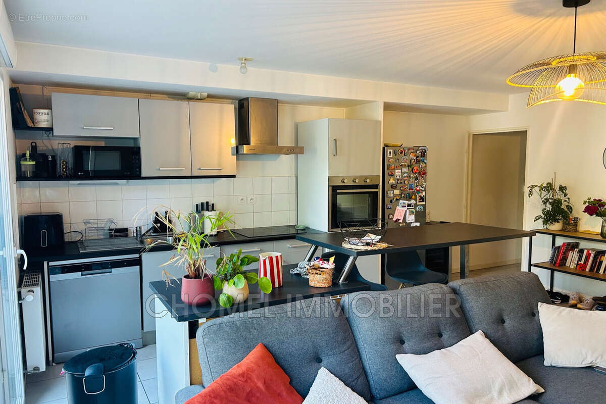 Appartement à LYON-8E
