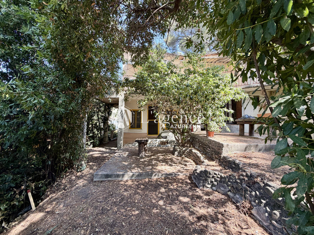 Maison à CAGNES-SUR-MER