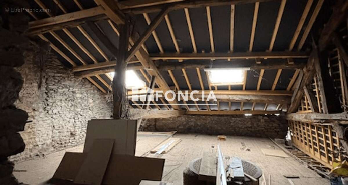 Maison à MONTCY-NOTRE-DAME