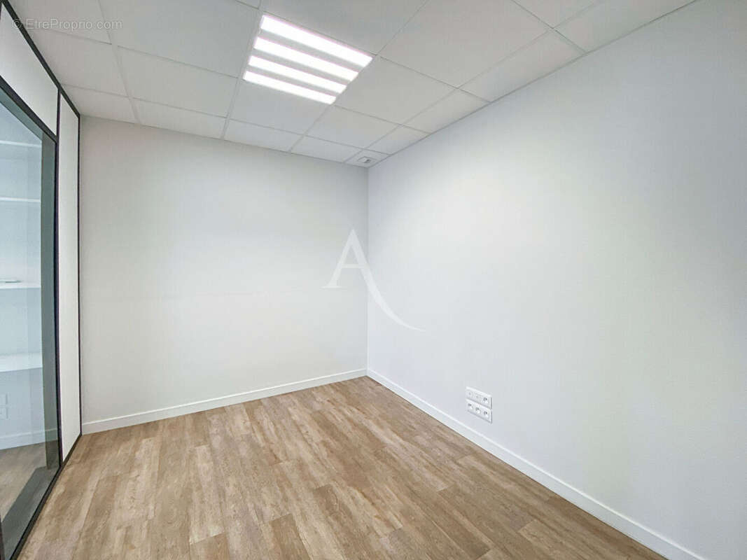 Commerce à SAINT-JEAN-DE-MONTS