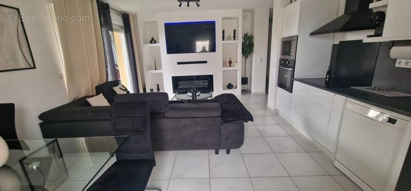 Appartement à PORT-DE-BOUC