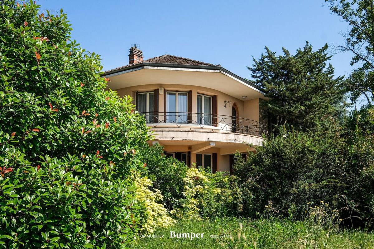 Maison à SAINT-CYR-AU-MONT-D'OR