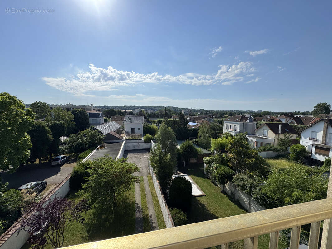 Appartement à SAINT-MAUR-DES-FOSSES