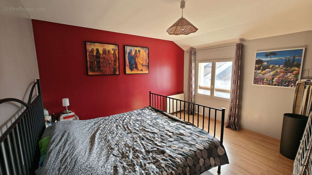 Maison à VILLIERS-SAINT-FREDERIC