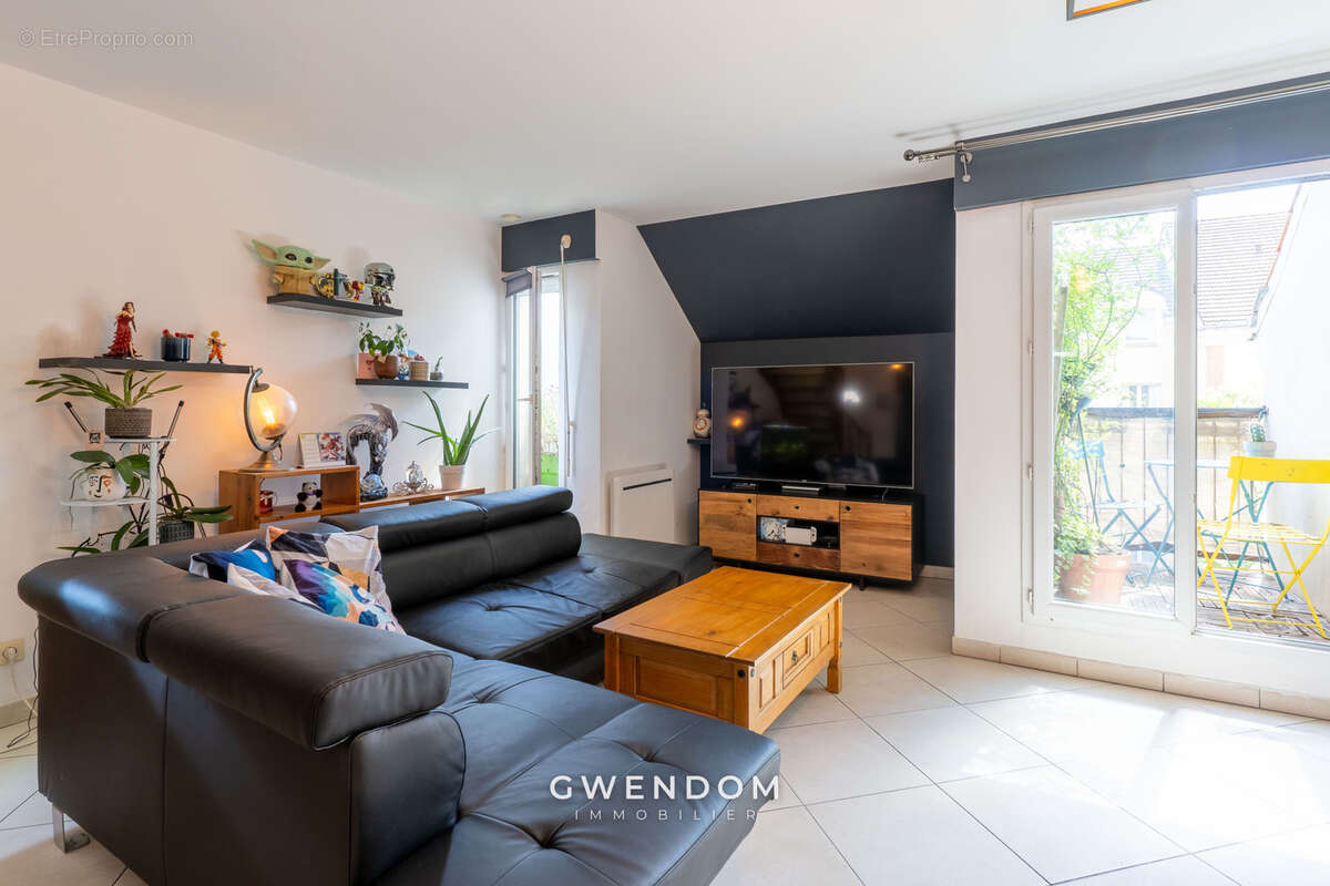 Appartement à TORCY