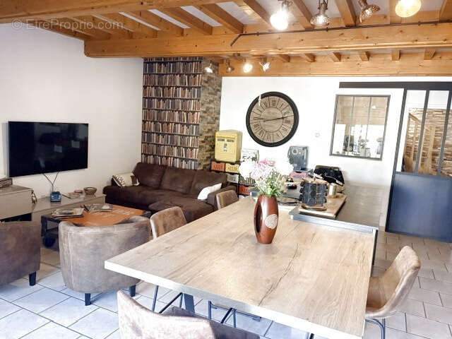 Maison à CREMIEU