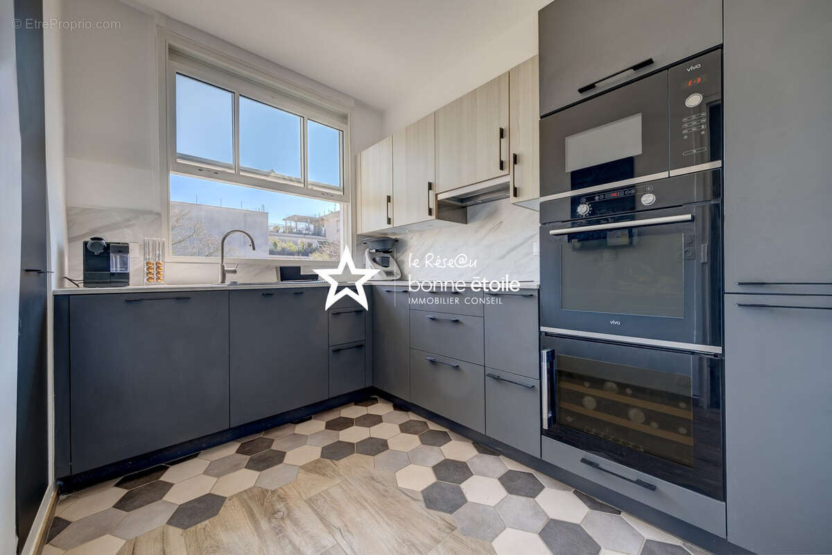 Appartement à ASNIERES-SUR-SEINE