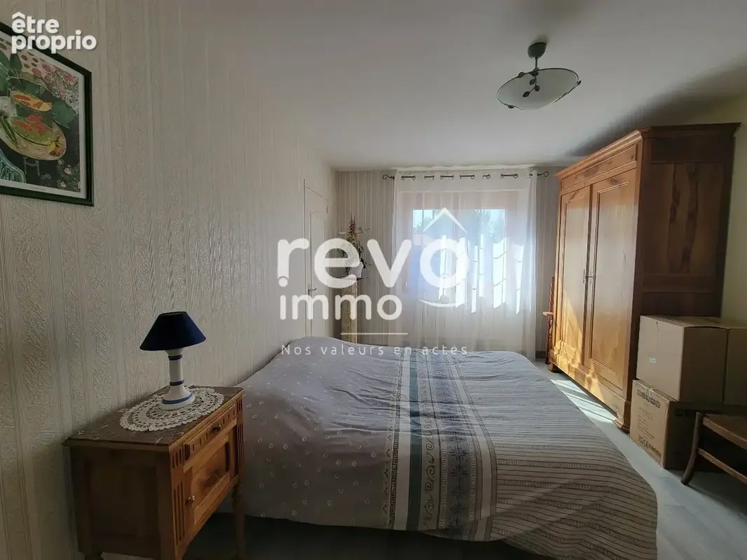 Maison 180 m² à Saint-Christophe-La-Couperie  - photo 6