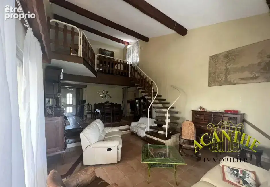 Maison 175 m² à Saint-Clement-De-Riviere  - photo 9