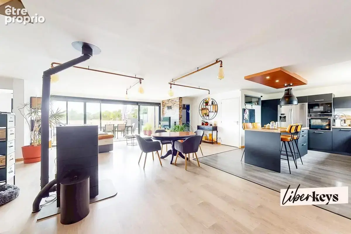 Binic-Étables-sur-Mer – Maison bois 5 chambres, piscine et vue dégagée – DPE A - photo 2