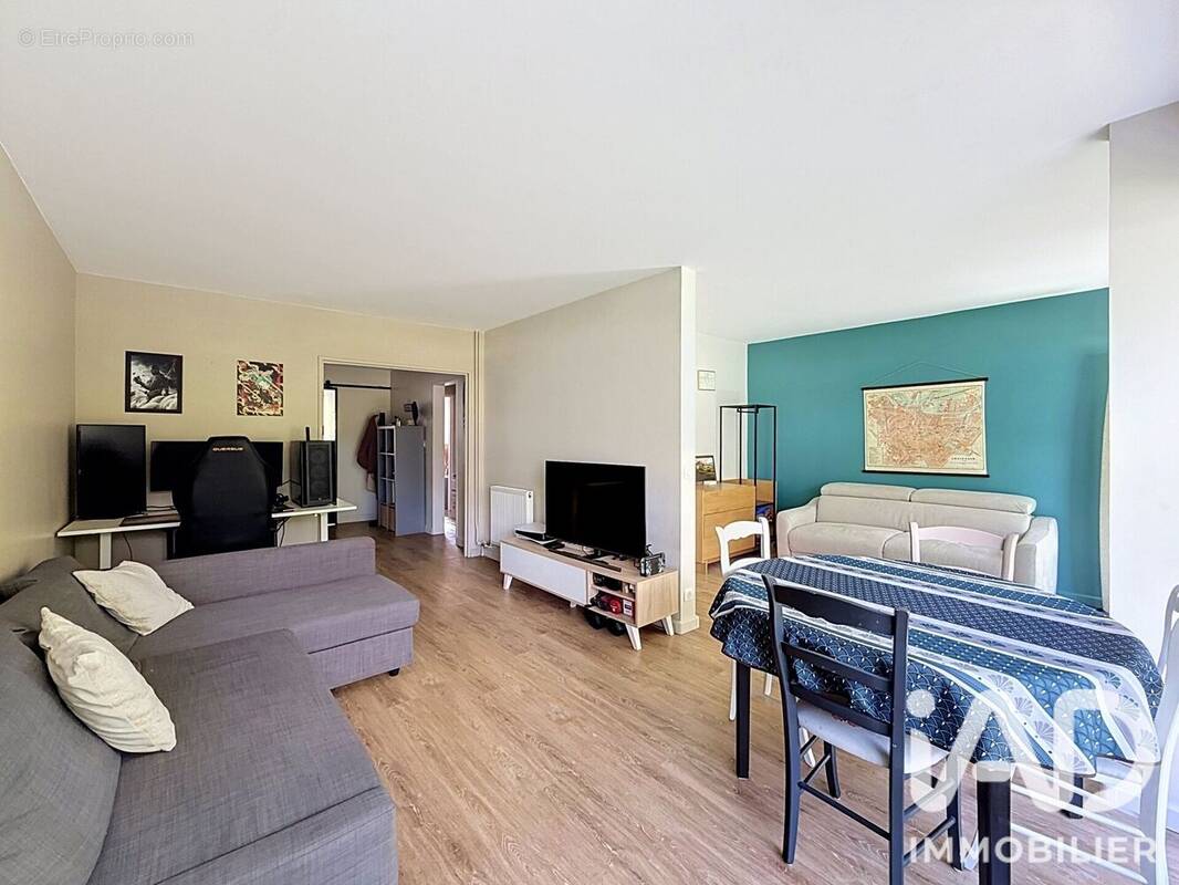 Photo 1 - Appartement à VERRIERES-LE-BUISSON