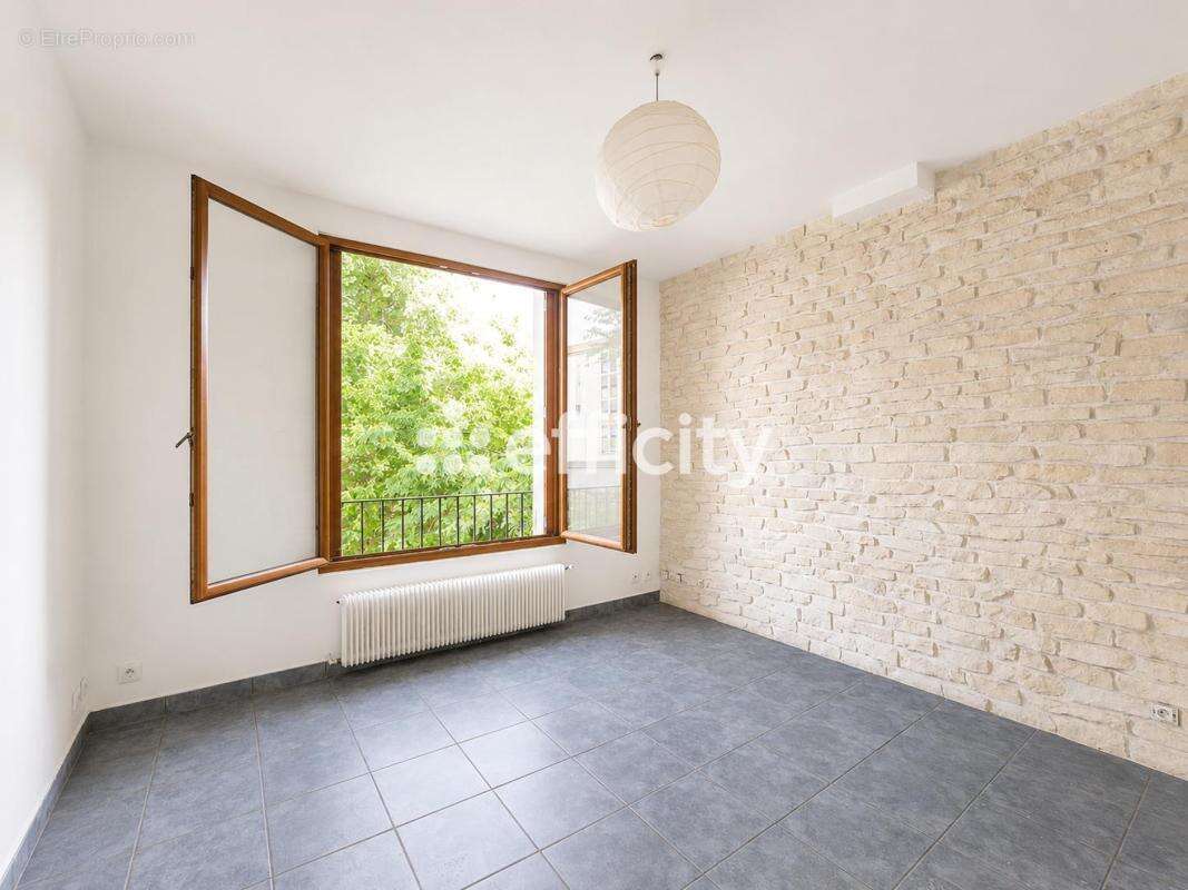 Maison à MONTREUIL