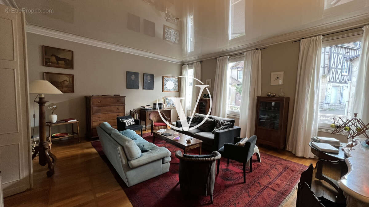 Maison 369 m² à Vendome  - photo 2