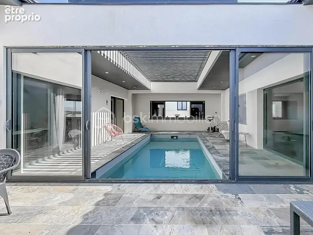 *** superbe villa contemporaine de 247 m² – grand garage de 110 m² – nissan-lez-enserune *** - photo 17