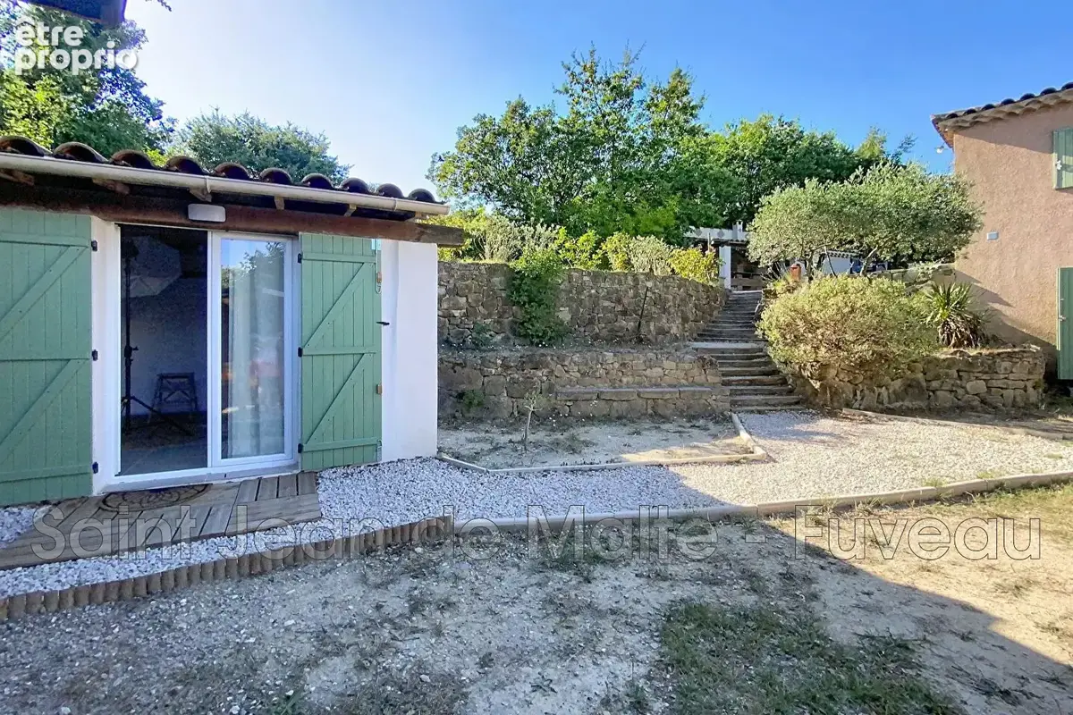 Maison 6 pièces 144 m² à vendre à Greasque (13850) - photo 4