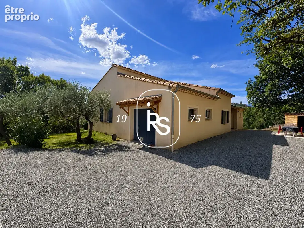 Villa de plain-pied de 130 m2 avec 8 768 m2 de terrain et vue sur le  Massif du Tanargue. - photo 14
