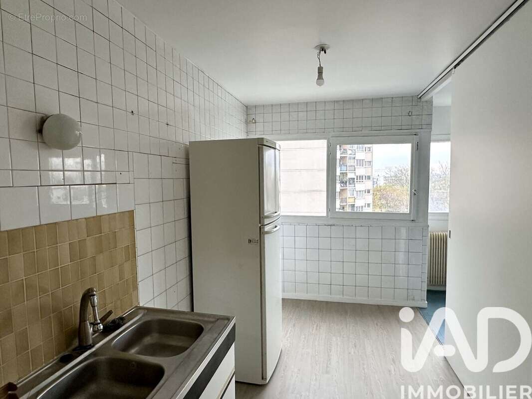 Photo 7 - Appartement à LA COURNEUVE