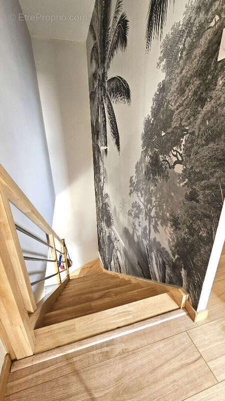 Contemporaine DPE A de 4 ch + double garage dans le centre de Sucé-sur-Erdre - photo 6