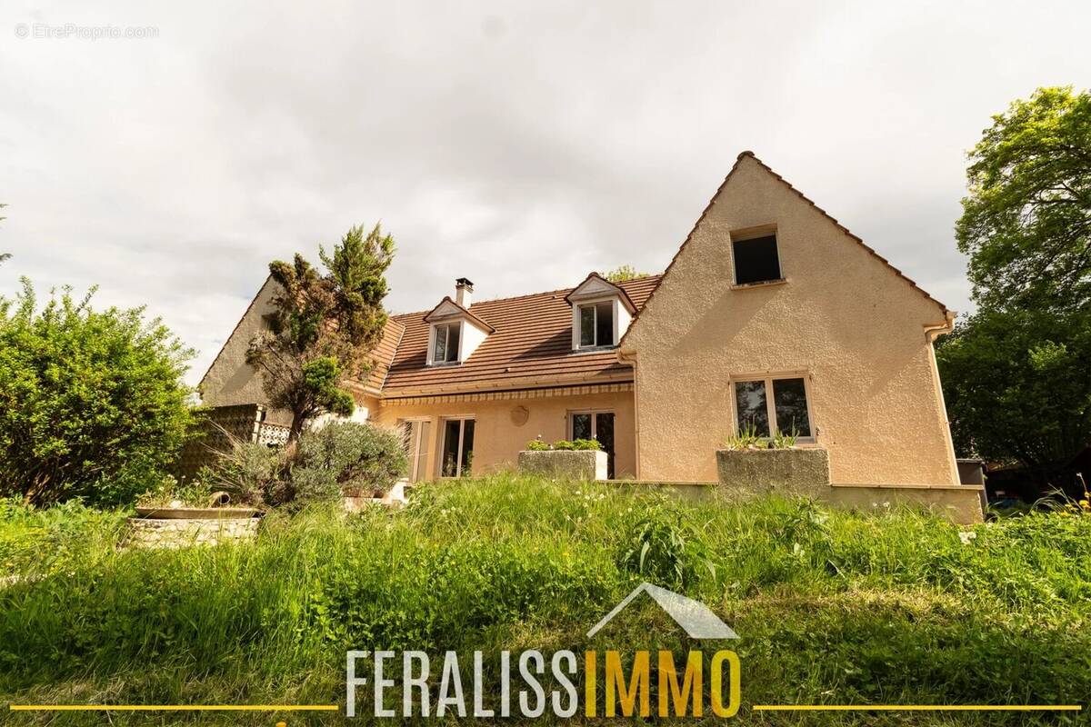 Maison à VAUX-SUR-SEINE