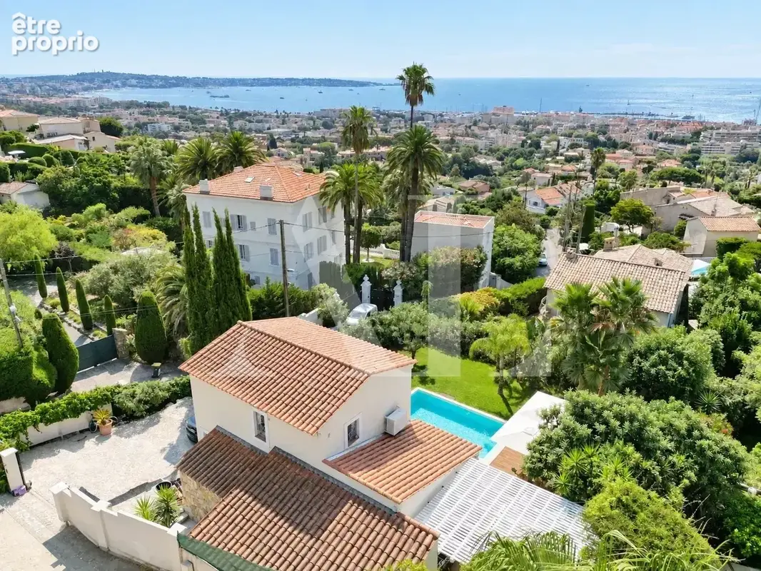 Vue mer - villa contemporaine avec piscine - photo 4