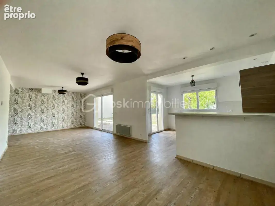  Maison familiale – vie de plain-pied et beaux volumes - photo 2