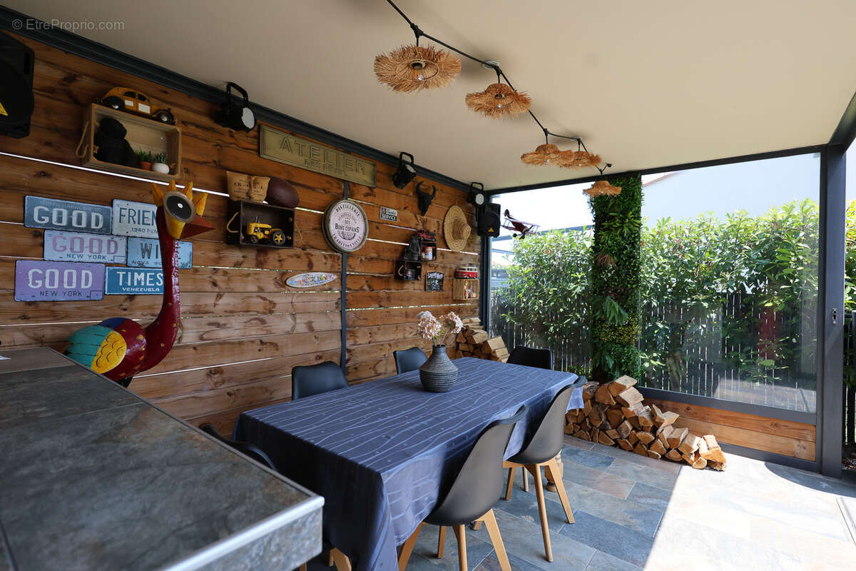 Villa t4 de qualité récente avec garage et piscine - dpe a - photo 10