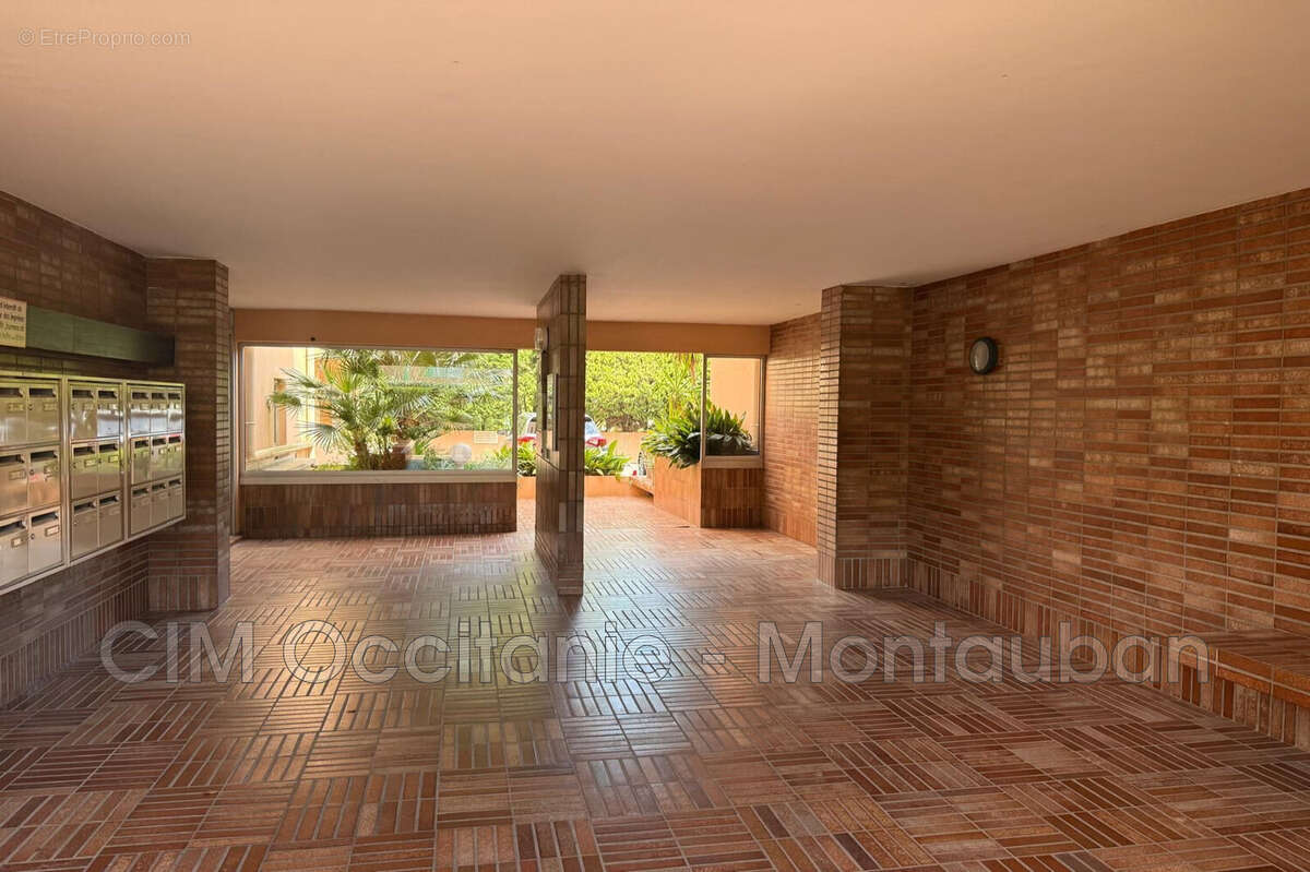 Appartement 52 m² à Saint-Raphael  - photo 9