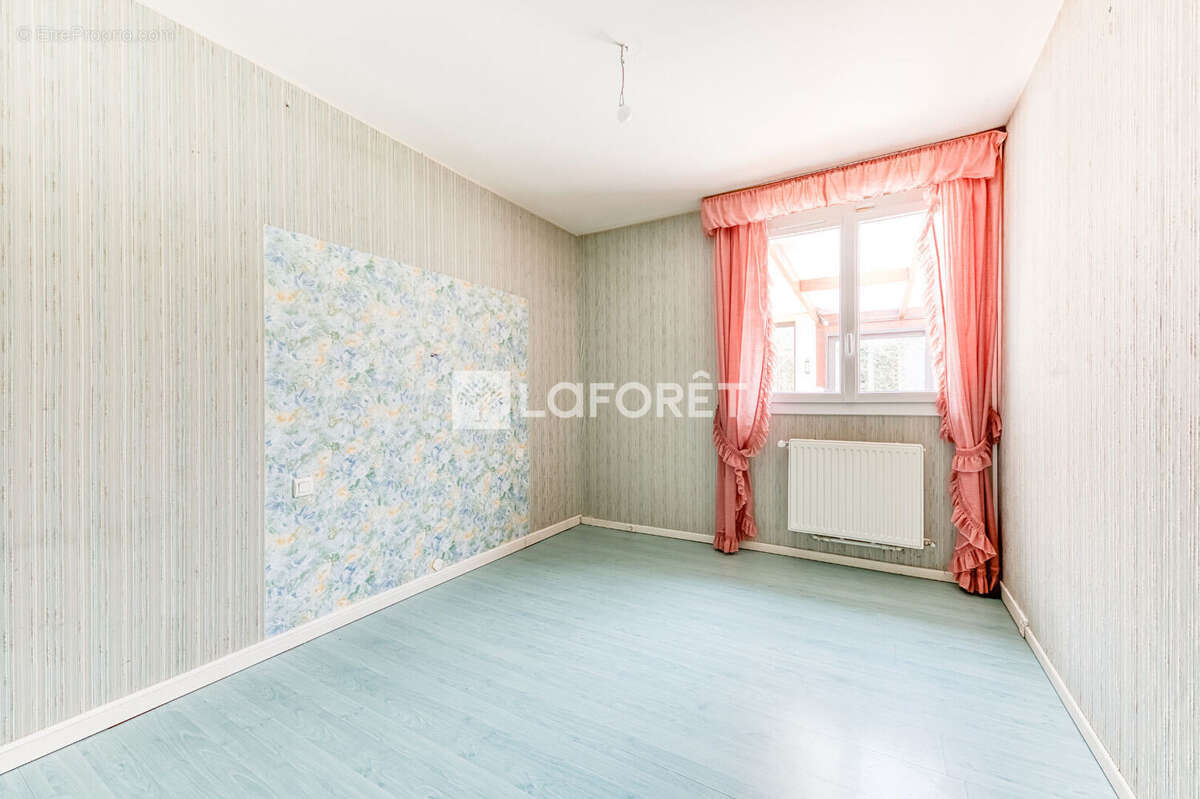 Maison à PONTAULT-COMBAULT