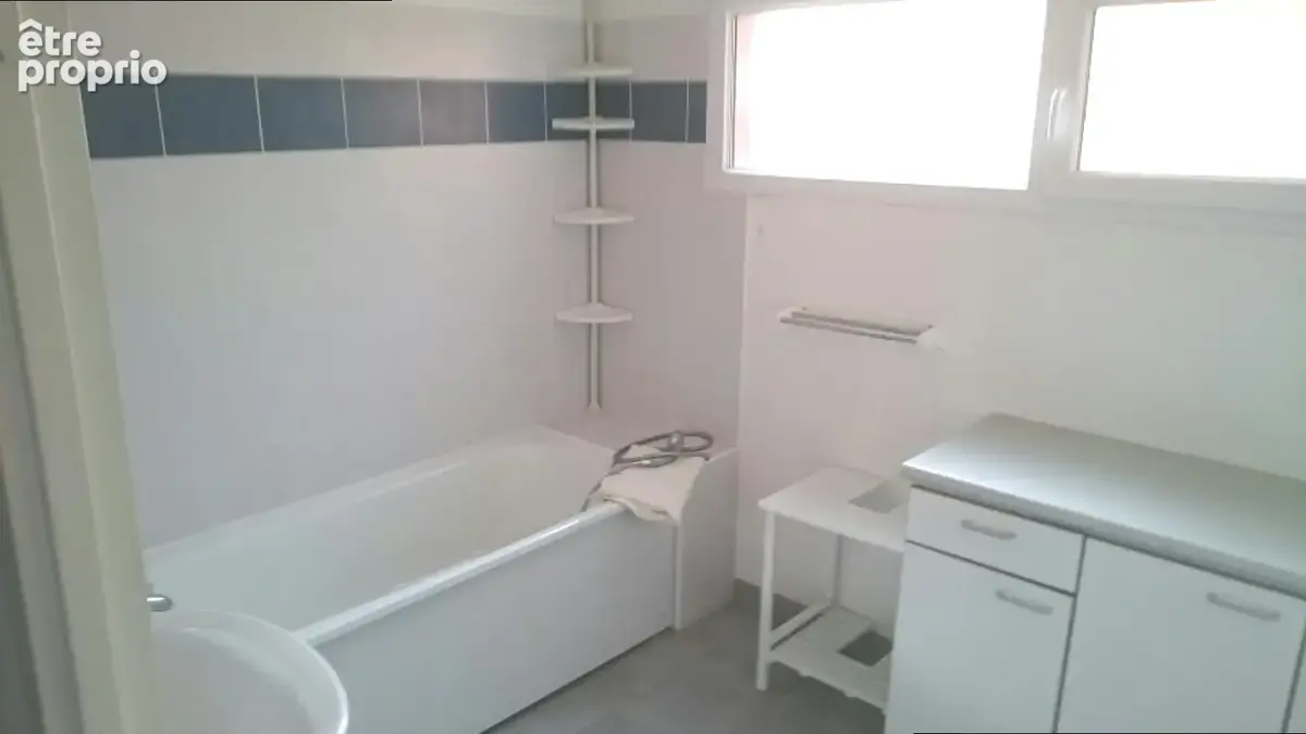 Maison 4 pièces 86 m² à vendre à Saint-Bres (34670) - photo 3