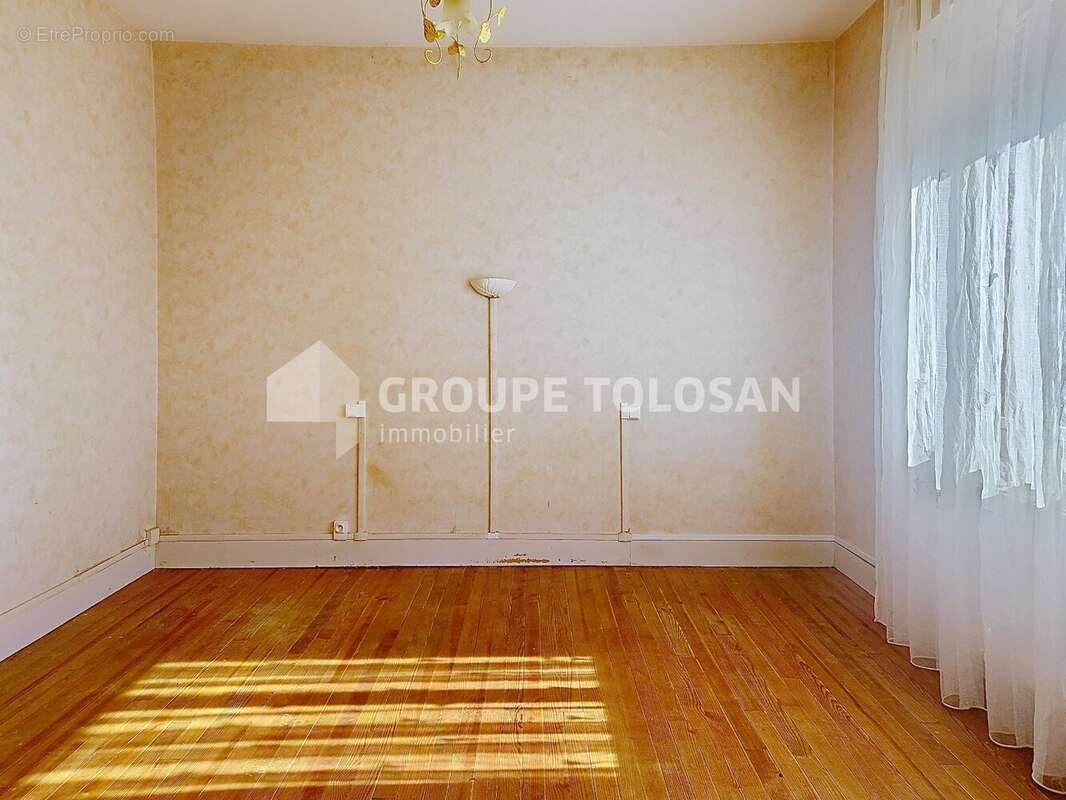 Maison à SAINT-ORENS-DE-GAMEVILLE