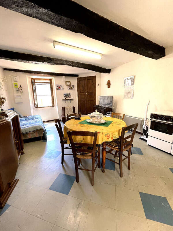 Maison à LES FERRES