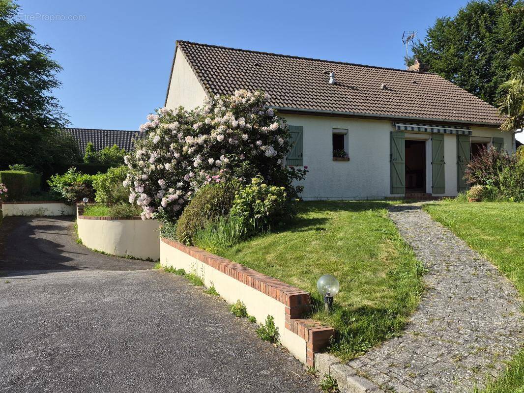 Maison à DOUDEVILLE