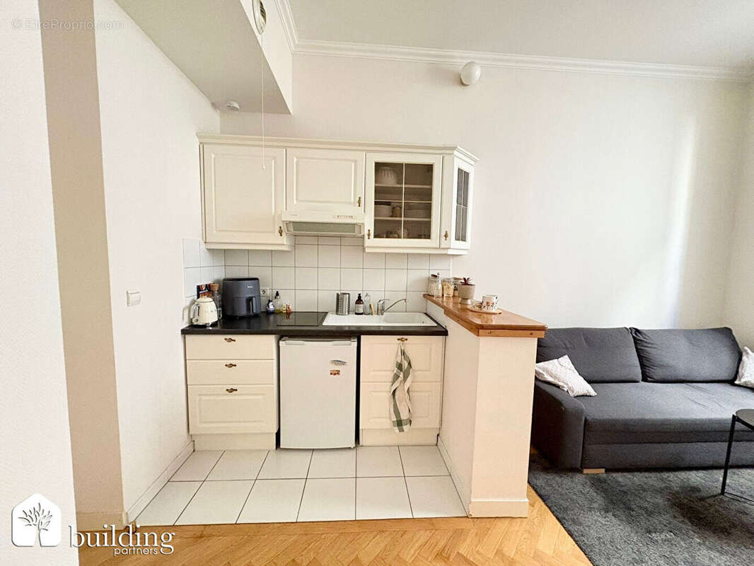 Ternes-Maillot Paris 17ème - Studio 1 pièce 23 m² - photo 4