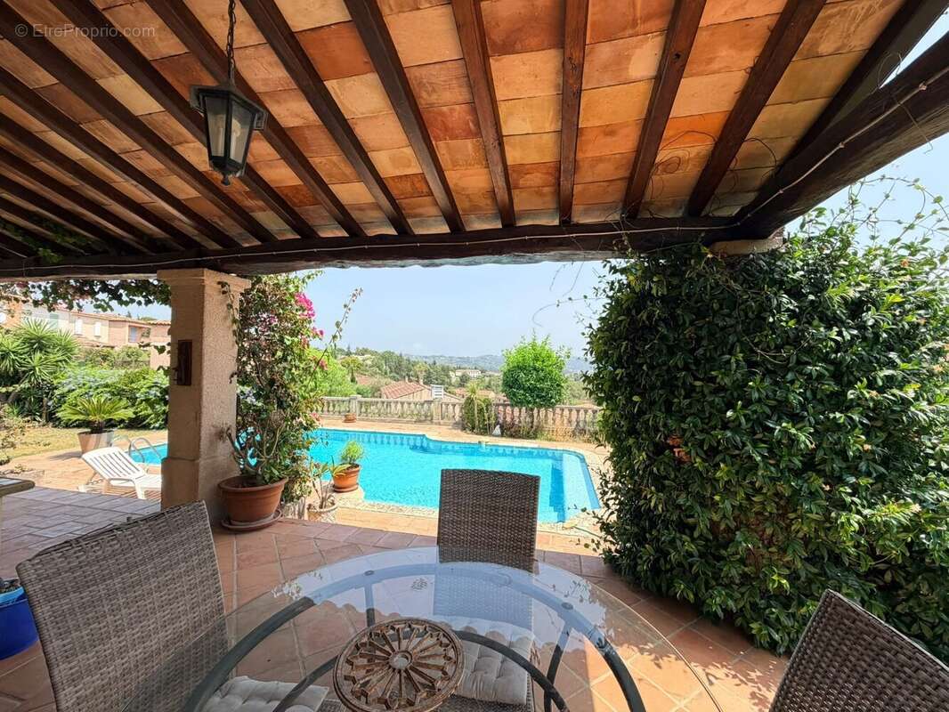 Maison 116 m² à Grasse  - photo 5