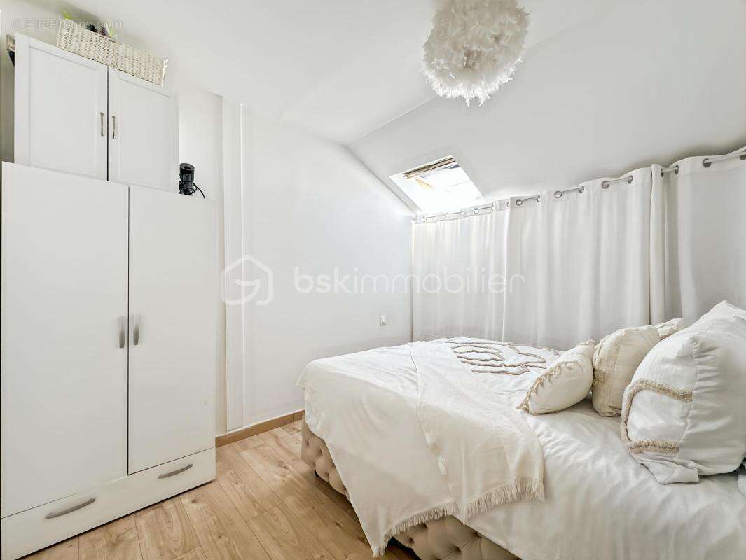 Appartement refait à neuf au dernier étage - photo 7