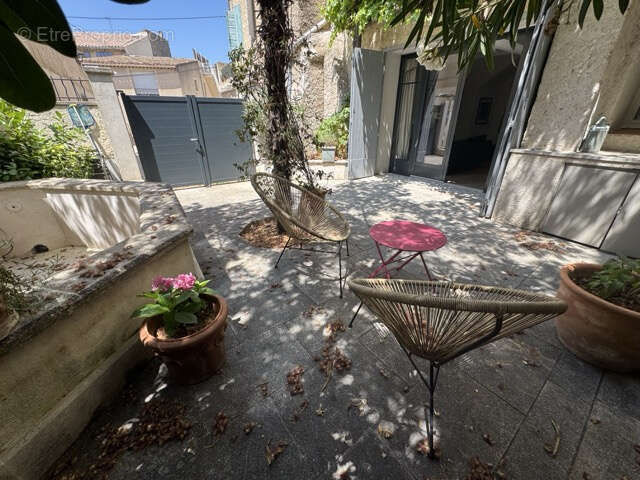 Maison à EGUILLES